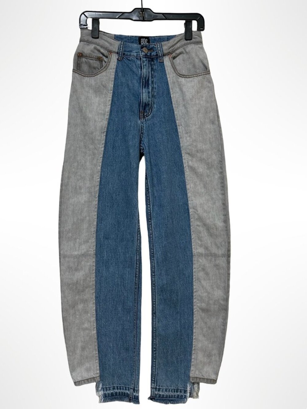 URBAN OUTFITTERS BDG Roxy High Waisted Two Tone Jeans Size 28